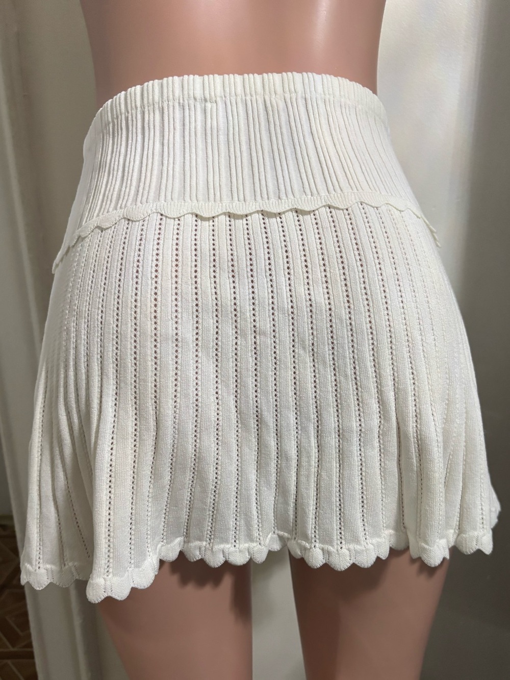 MESHKI Women’s Indy Pointelle Knit Mini Skirt - Picture 10 of 13